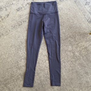 Beyond Yoga high waisted 7/8 leggings sz XS
